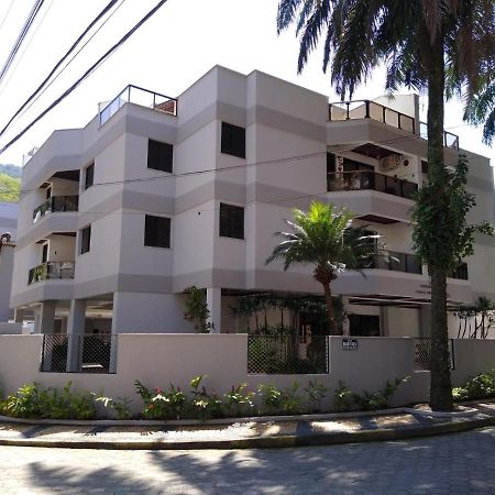 Apartamento A 100 M Da Praia Grande Ubatuba Exterior photo